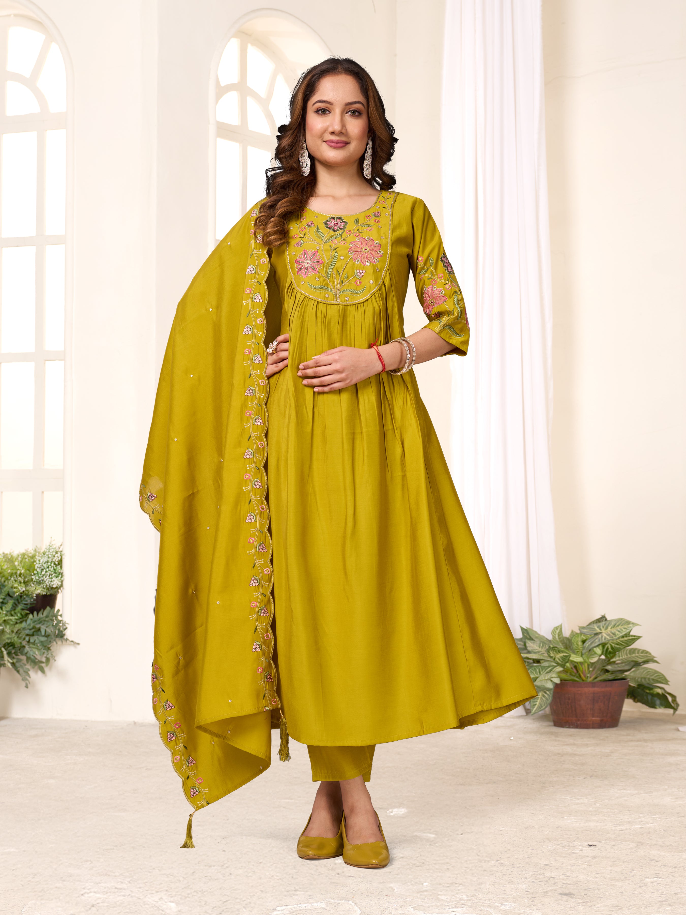 Elegant Straight Kurti Pant Dupatta Set of Yellow