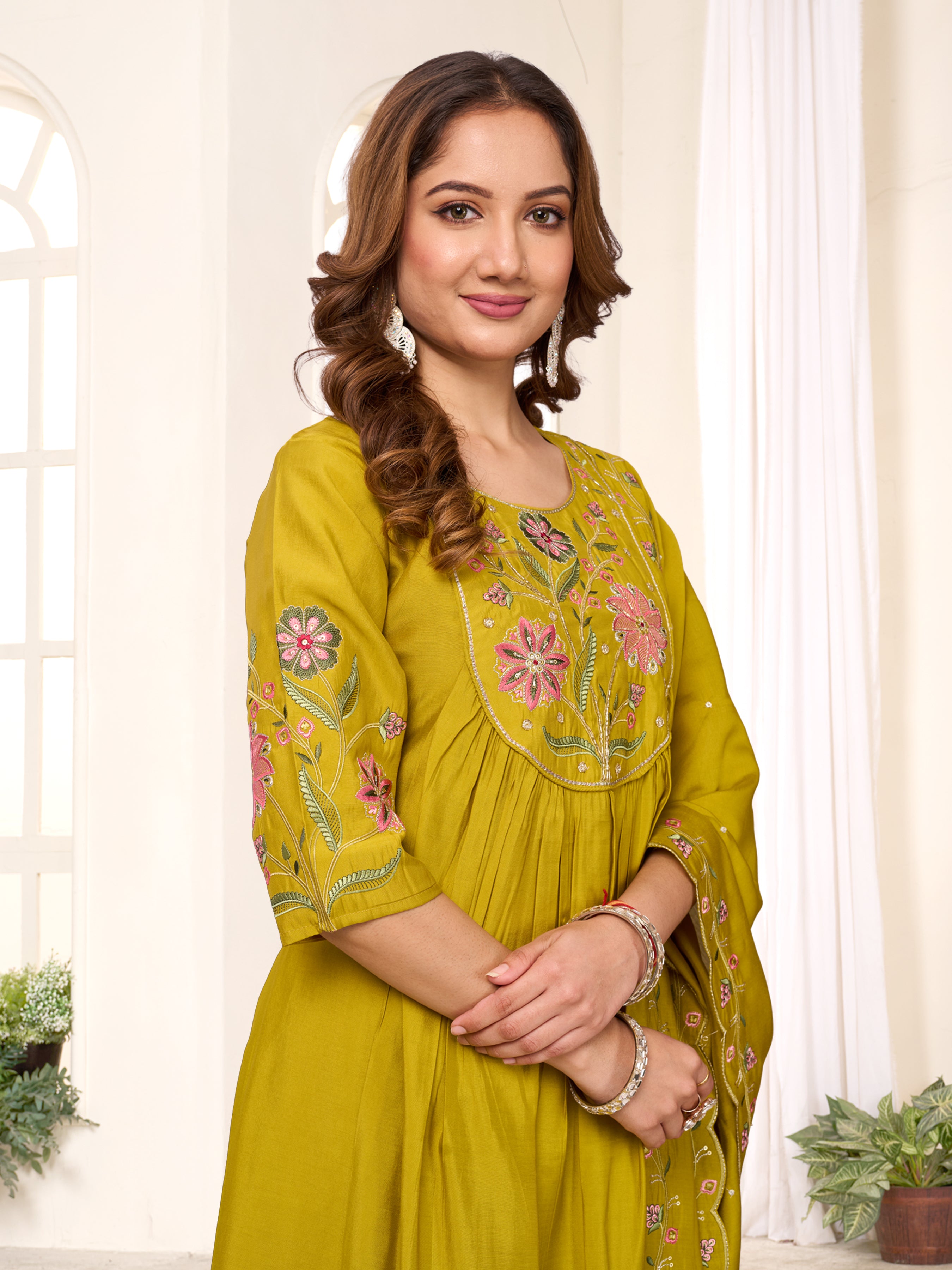 Elegant Straight Kurti Pant Dupatta Set of Yellow