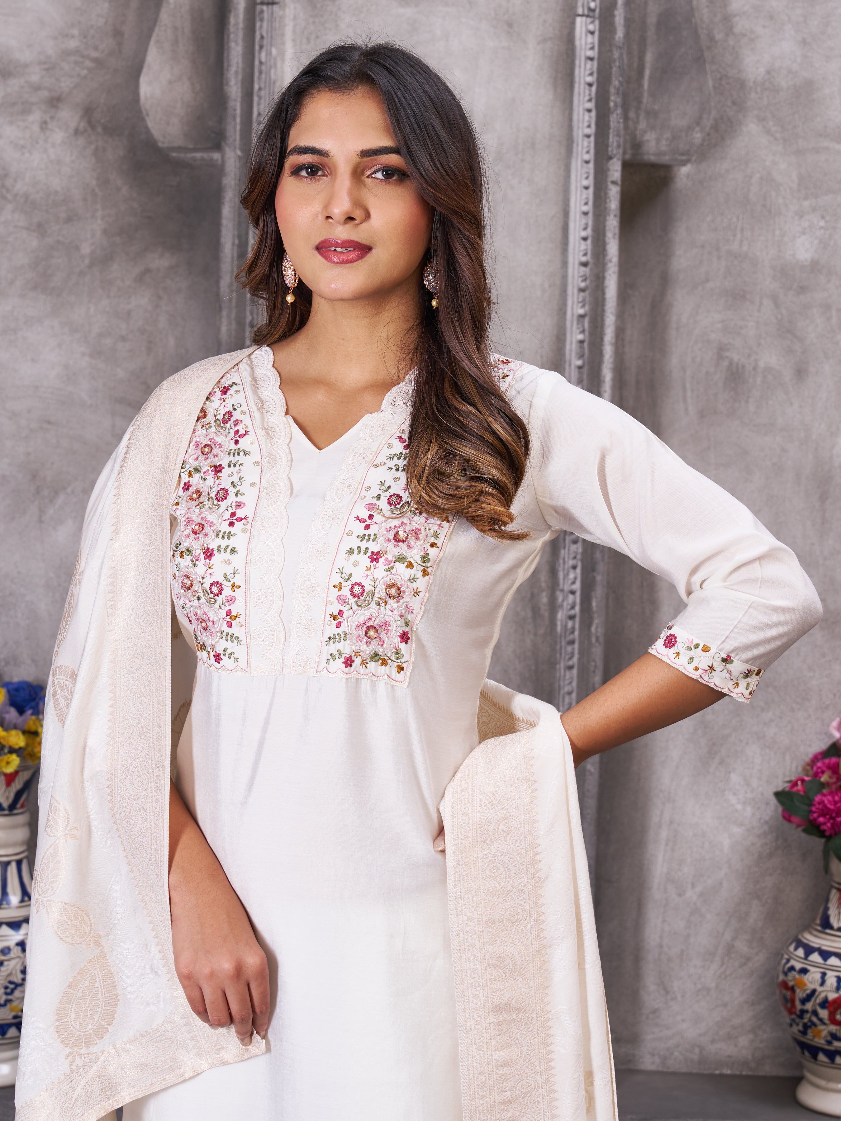 Elegant Straight Kurti Pant Dupatta Set of White
