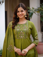 Elegant Straight Kurti Pant Dupatta Set of Green