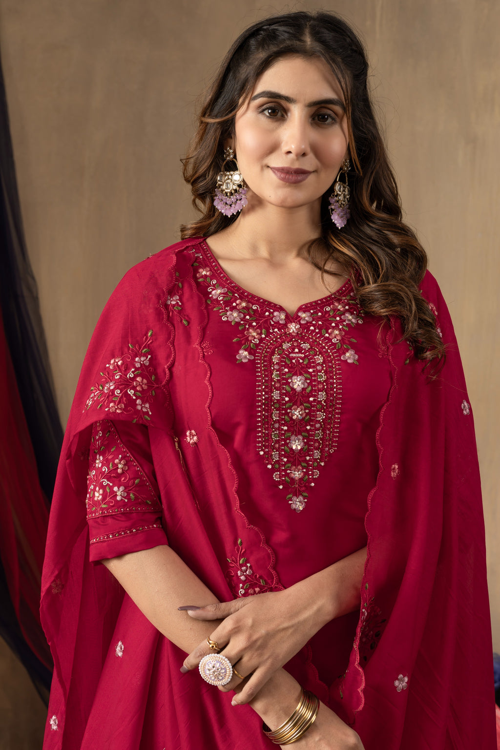 Elegant Straight Kurti Pant Dupatta Set of Pink