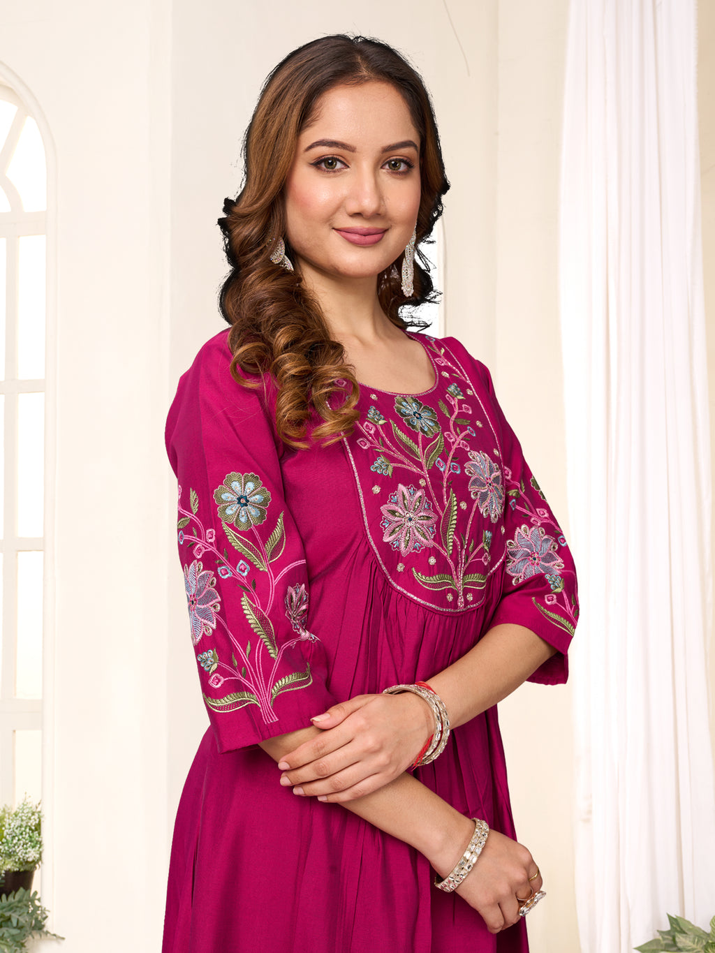 Elegant Straight Kurti Pant Dupatta Set of Pink