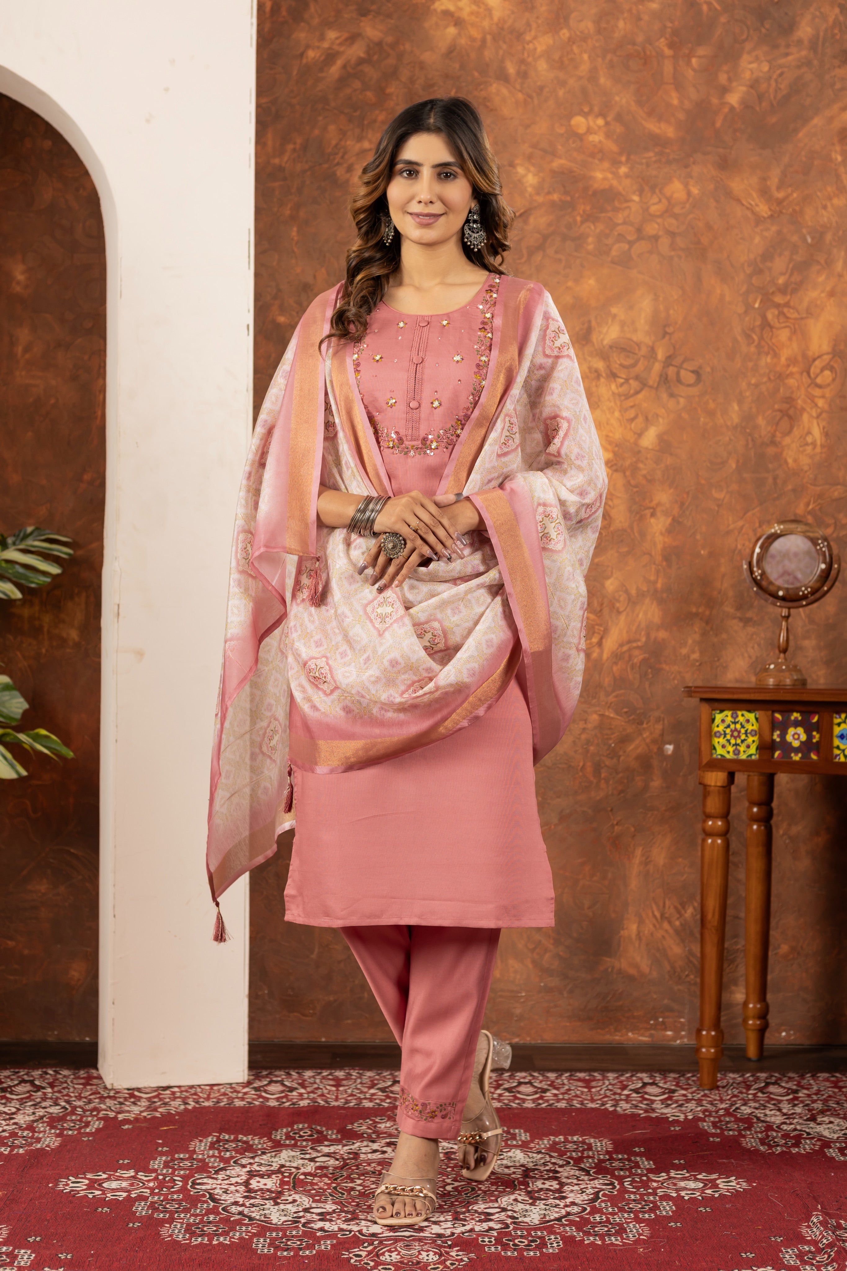 Elegant Straight Kurti Pant Dupatta Set of Peach
