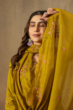 Elegant Straight Kurti Pant Dupatta Set of Musterd