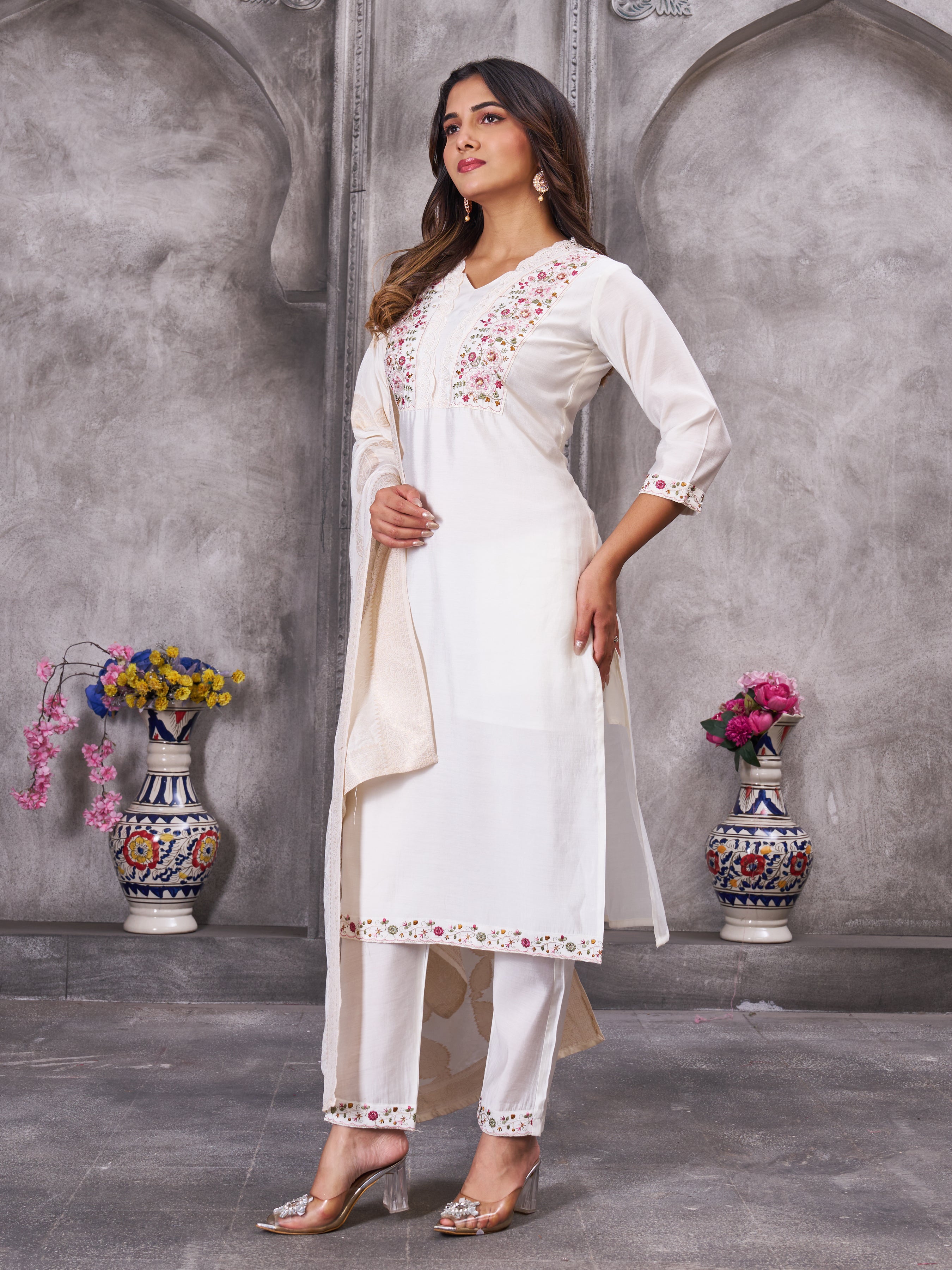 Elegant Straight Kurti Pant Dupatta Set of White