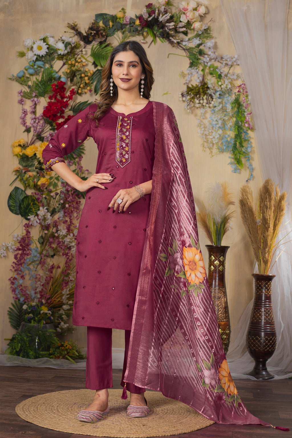 Elegant Straight Kurti Pant Dupatta Set of Maroon