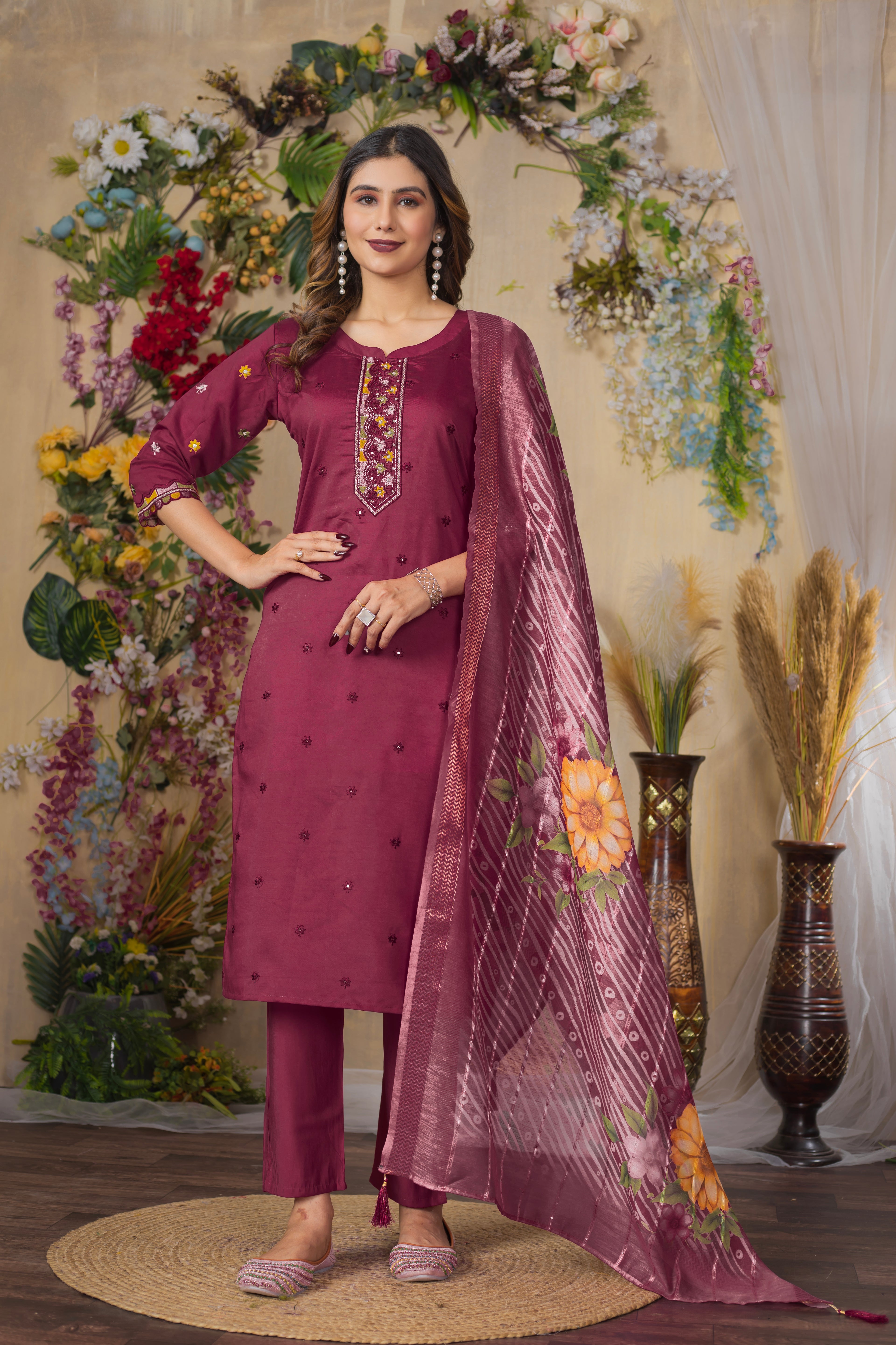 Elegant Straight Kurti Pant Dupatta Set of Maroon