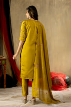 Elegant Straight Kurti Pant Dupatta Set of Musterd