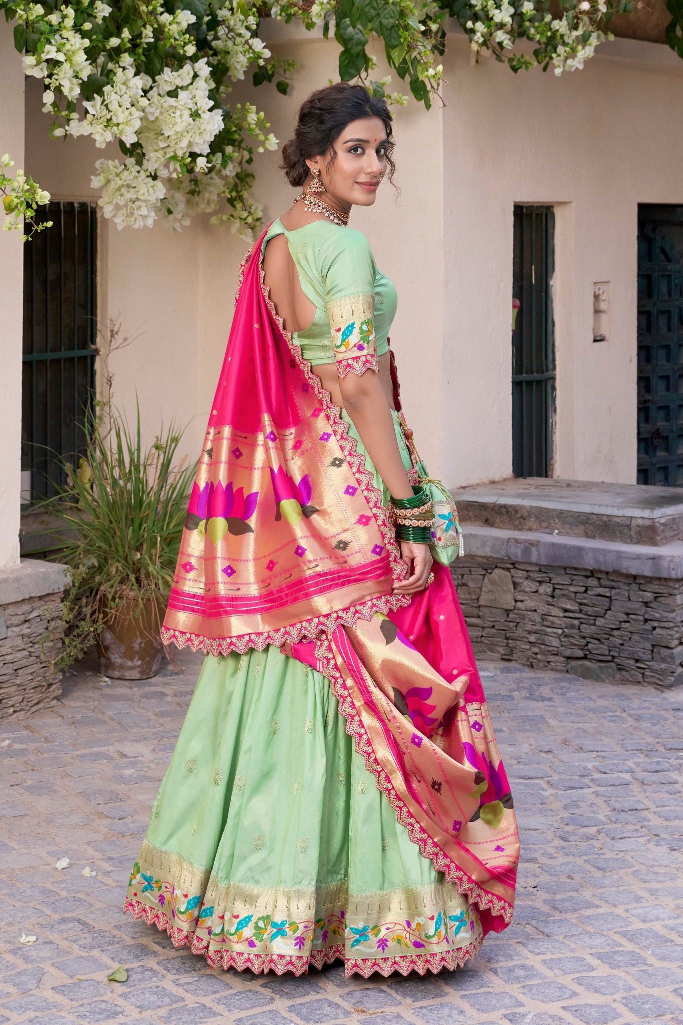 Kalikar Zari Weaving Work With Sequins and Thread Embroidery Scallop Lace Border-2014 Kalikar