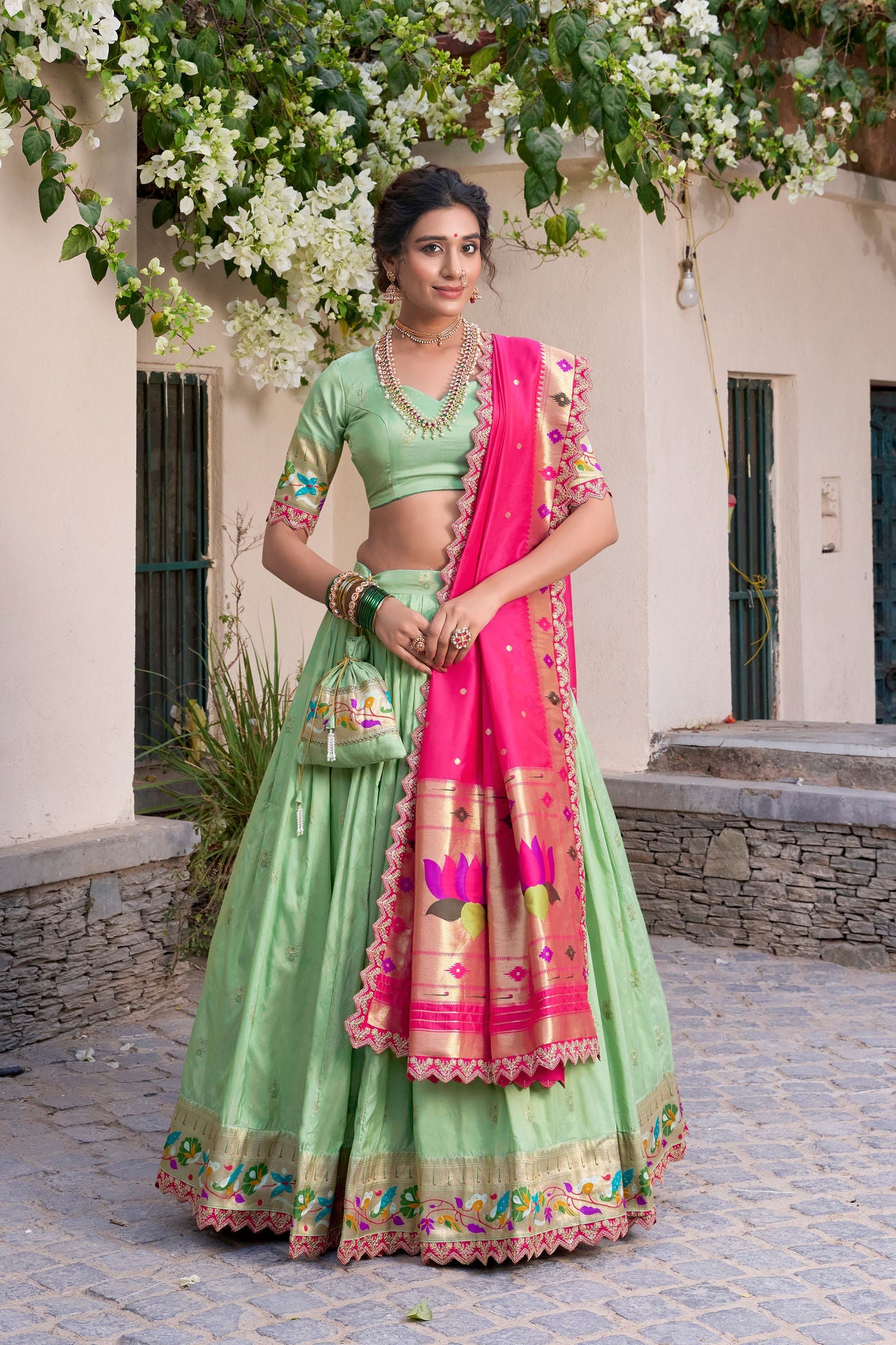 Kalikar Zari Weaving Work With Sequins and Thread Embroidery Scallop Lace Border-2014 Kalikar