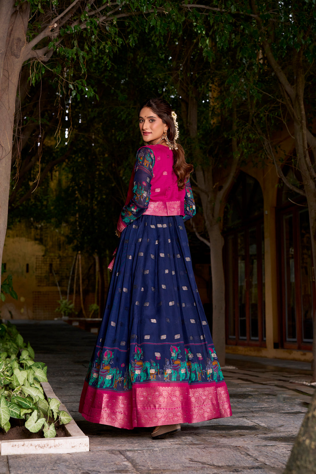 Designer Zari Woven Shrug with Kalamkari Printed Gown of Blue Colour