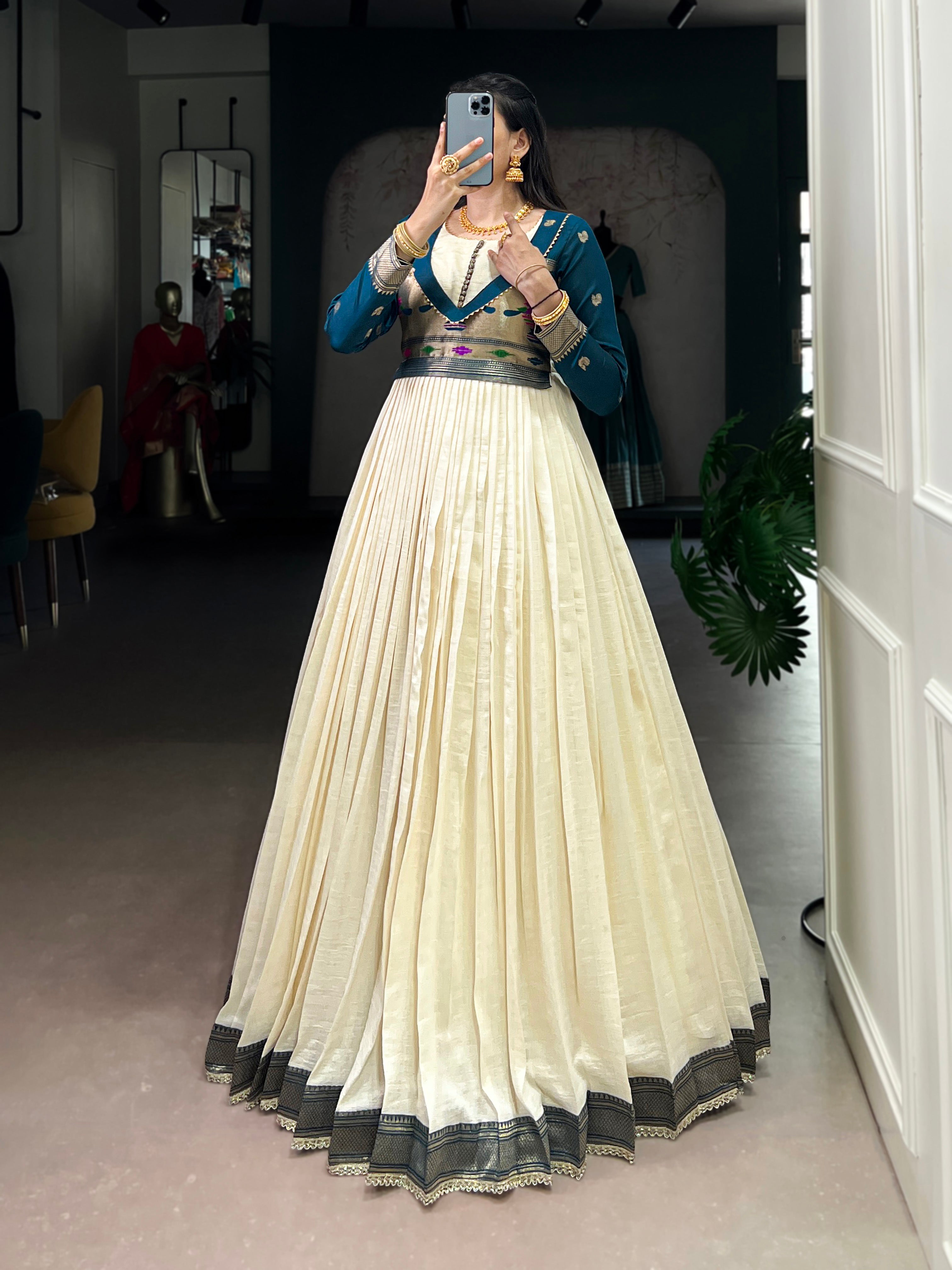 Designer Jari Woven Fown of Green Colour