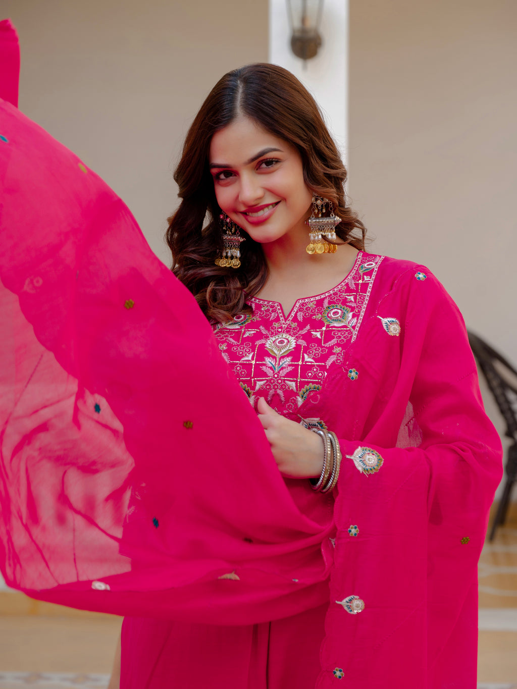 Elegant Straight Kurti Pant Dupatta Set of Pink