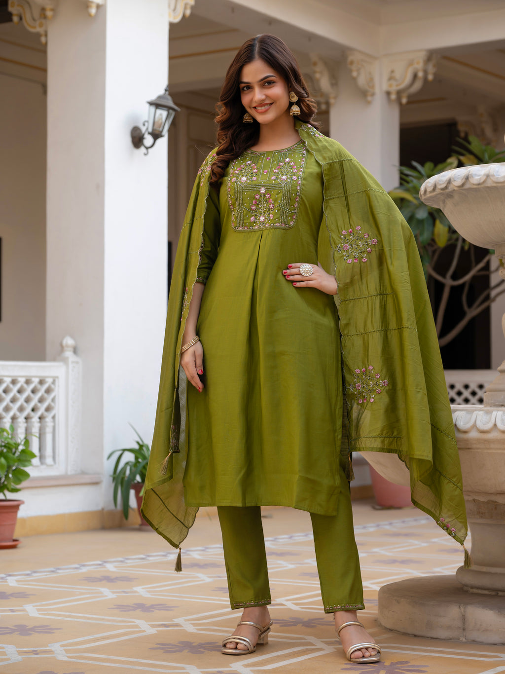 Elegant Straight Kurti Pant Dupatta Set of Green