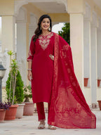 Elegant Straight Kurti Pant Dupatta Set of Maroon