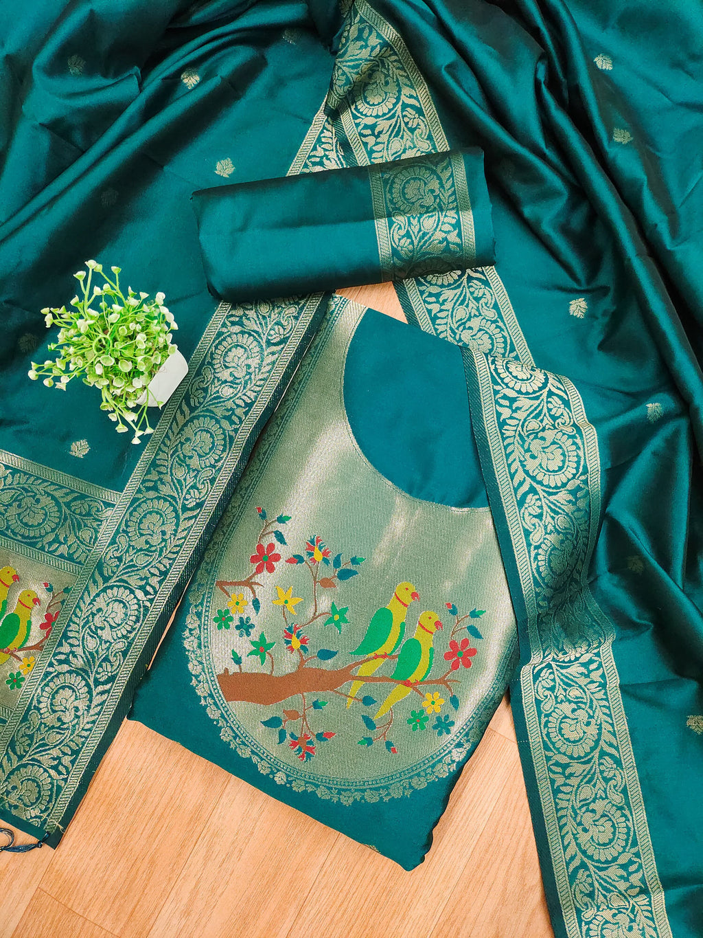 Maharashtra's Royal Heritage Unstitched Dress Material VOL-003 -Rama Kalikar