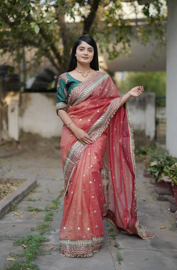 Kalikar Heavy Twilve banarasi crush Fark Laces Border Green Mengo- Red Pink