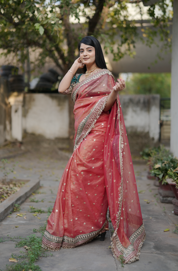 Kalikar Heavy Twilve banarasi crush Fark Laces Border Green Mengo- Red Pink