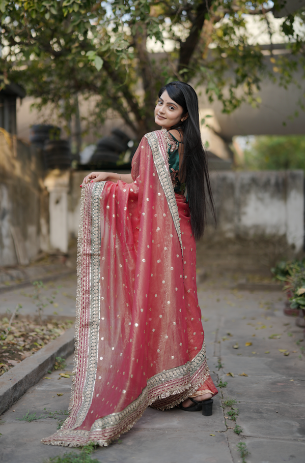 Kalikar Heavy Twilve banarasi crush Fark Laces Border Green Mengo- Red Pink