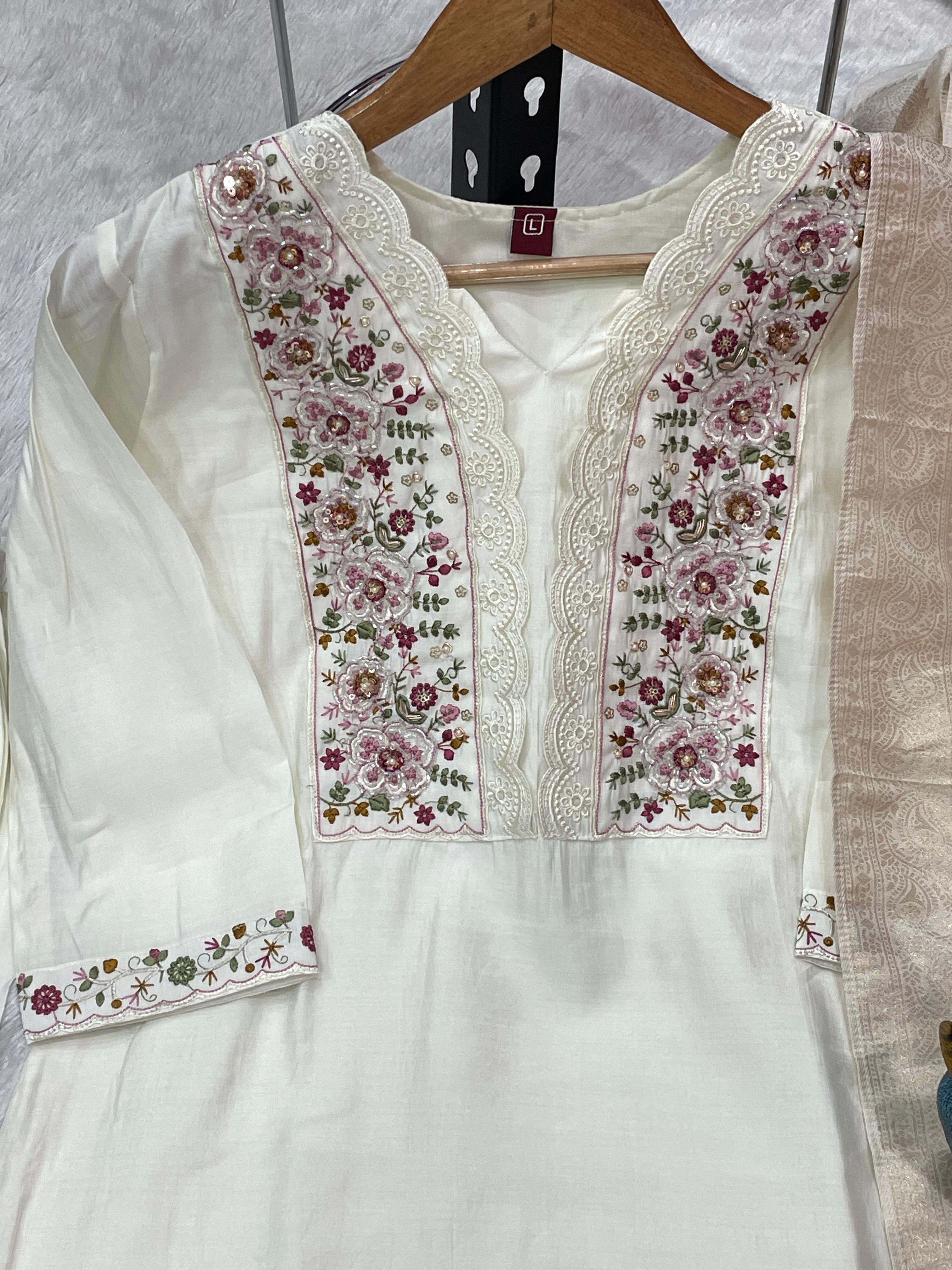 Elegant Straight Kurti Pant Dupatta Set of White