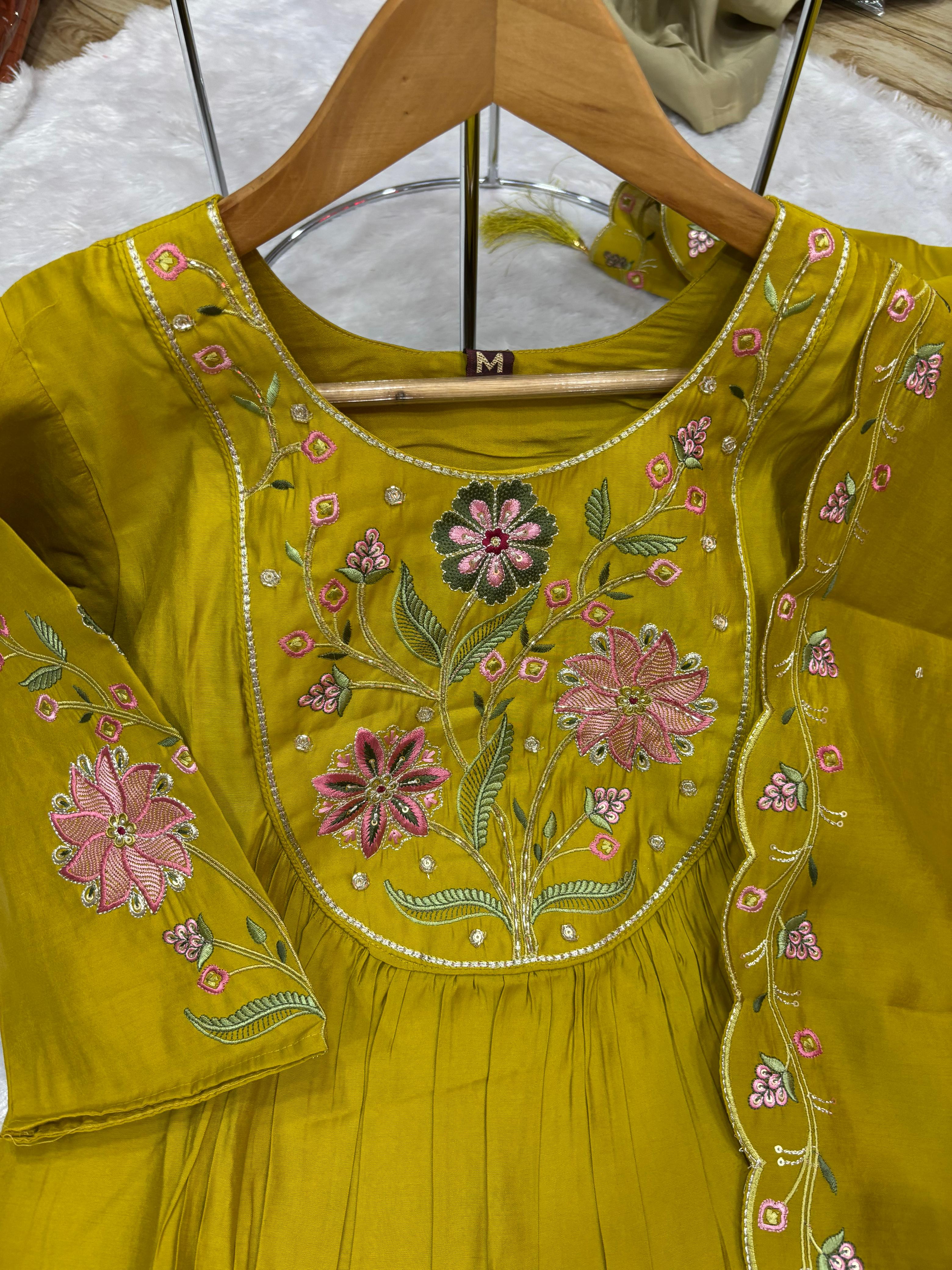 Elegant Straight Kurti Pant Dupatta Set of Yellow