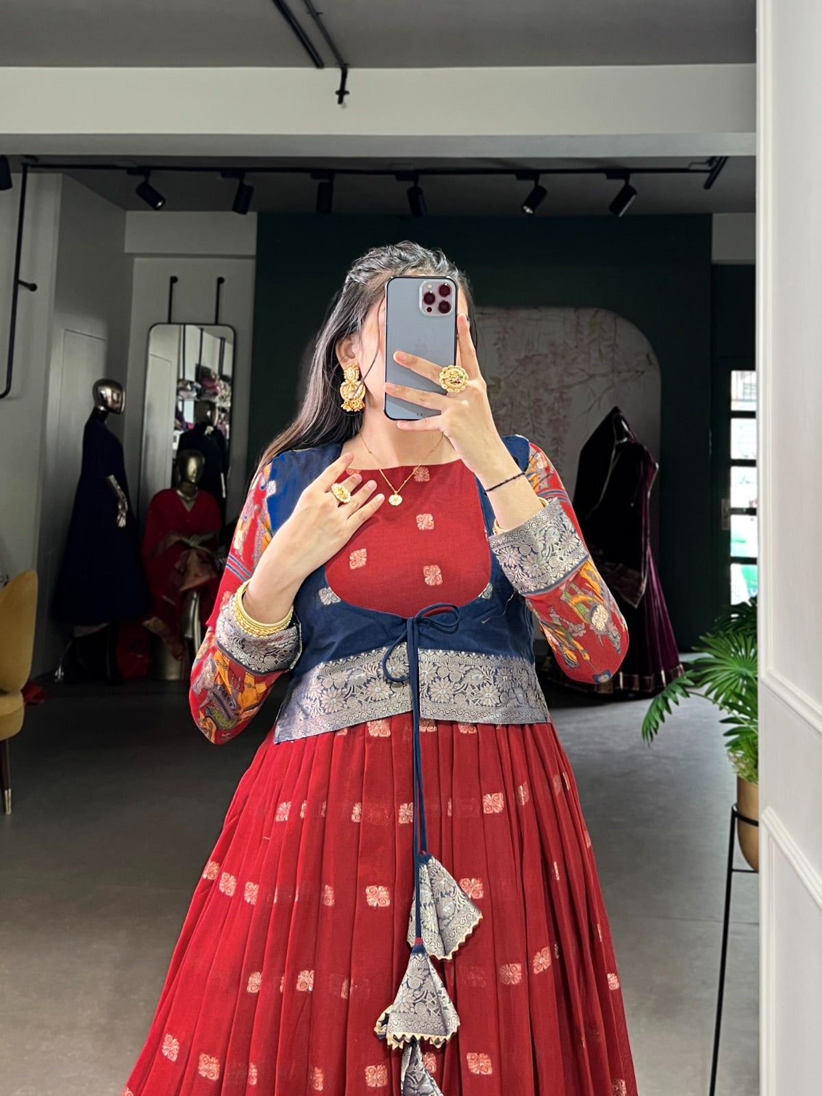 Designer Zari Woven Shrug with Kalamkari Printed Gown of Red Colour