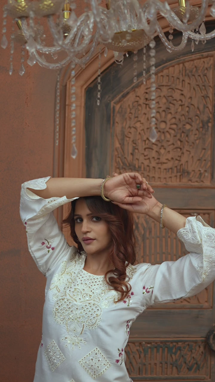 Elegant Straight Kurti Pant Dupatta Set of White