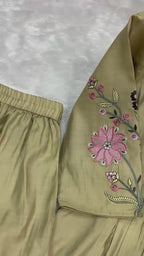 Elegant Straight Kurti Pant Dupatta Set of Pista